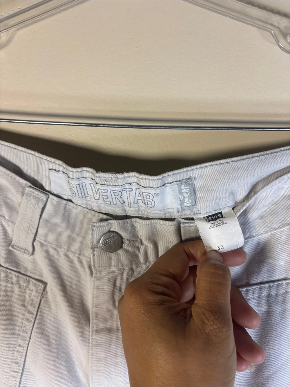 Silvertab light cream